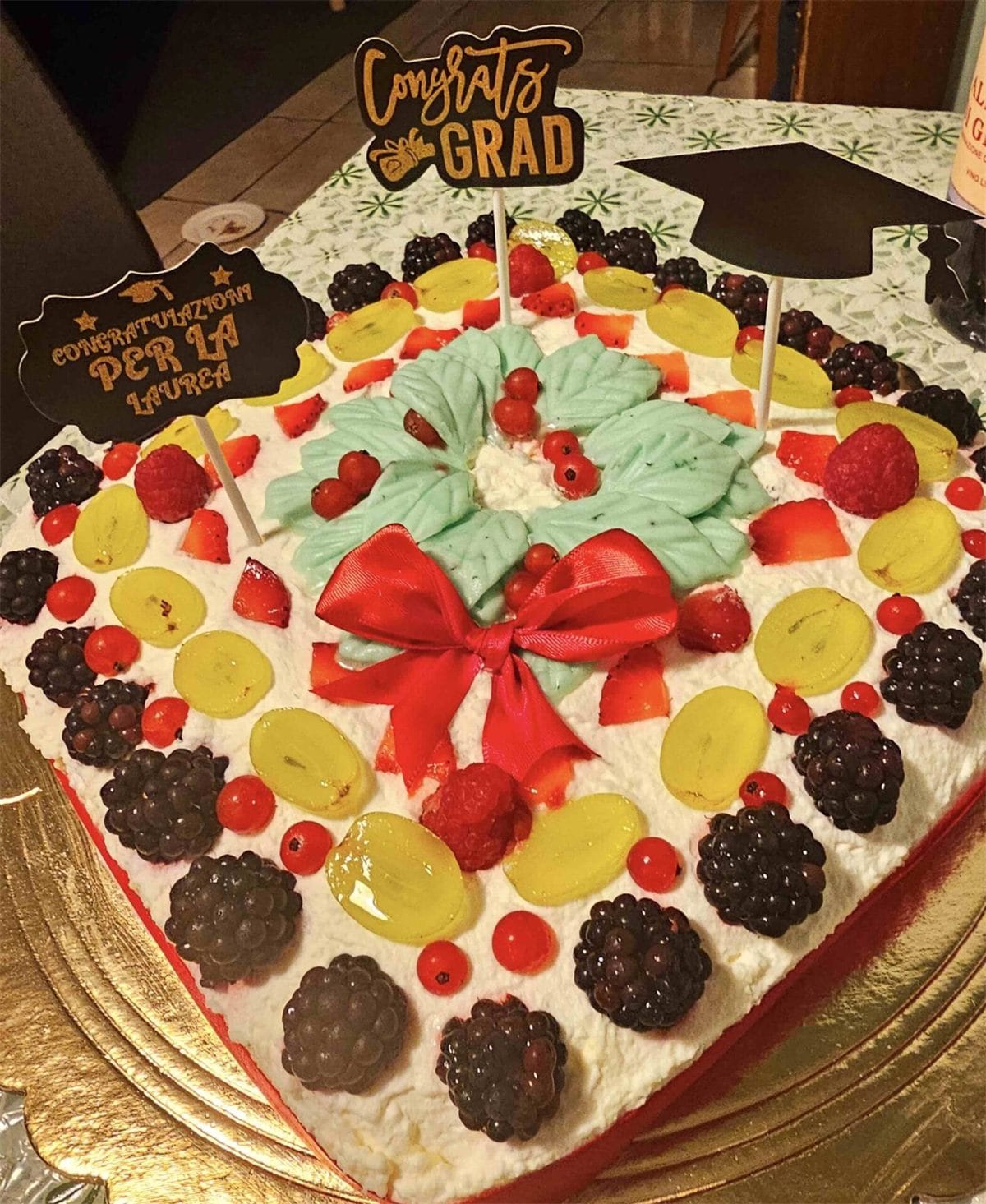 Torta decorata per una festa di laurea